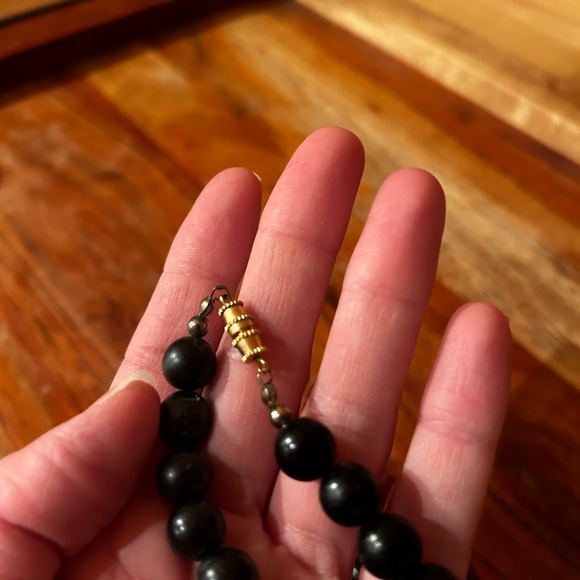 Vintage mother of pearl necklace - Picture 6 of 10